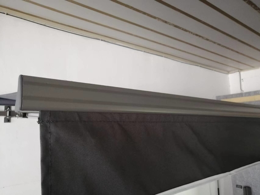 Yelken malzemesi Polyester Patio Balkon için geri çekilebilir gölge UV Suya dayanıklı kapak